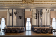 Фото интерьера банкетного зала ресторана в стиле авангард