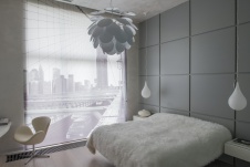Фото интерьера спальни пентхауса в стиле авангард