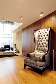 Фото интерьера входной зоны дома в стиле фьюжн