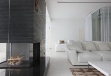 Фото интерьера гостиной небольшой квартиры в стиле минимализм