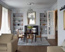 Фото интерьера столовой квартиры в стиле неоклассика