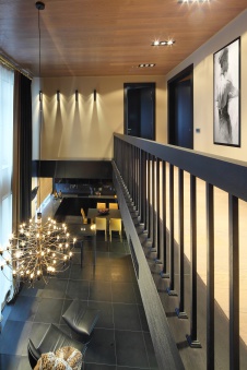 Фото интерьера балкона квартиры в стиле лофт