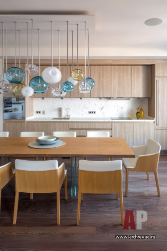 Фото интерьера кухни квартиры в средиземноморском стиле