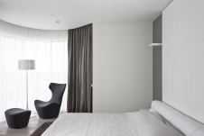 Фото интерьера спальни квартиры в стиле минимализм