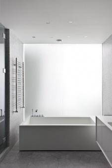 Фото интерьера санузла квартиры в стиле минимализм