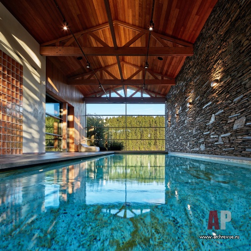 Фото интерьера бассейна дома в эко-стиле