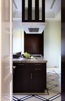 Фото интерьера кухни дома в стиле ар-деко