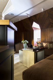 Фото интерьера кальянной дома в стиле ар-деко