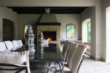 Фото интерьера беседки дома в классическом стиле