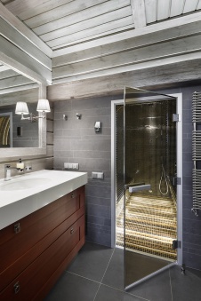 Фото интерьера хаммама небольшого дома в стиле шале