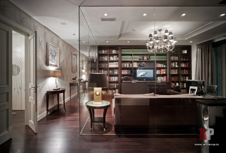 Фото интерьера кабинета дома в стиле фьюжн Фото интерьера библиотеки дома в стиле фьюжн