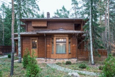 Фото фасада дома в эко стиле