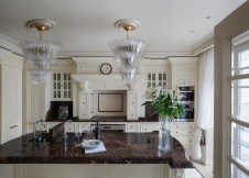 Фото интерьера кухни дома в американском стиле