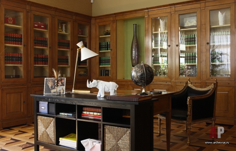 Фото интерьера кабинета дома в стиле фьюжн Фото интерьера библиотеки дома в стиле фьюжн