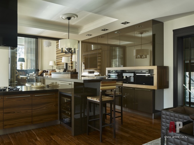 Фото интерьера кухни дома в современном стиле