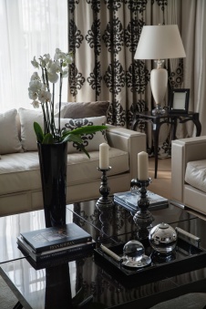 Фото интерьера гостиной дома в стиле ар-деко