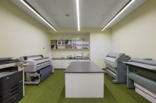 Фото интерьера рабочей зоны офиса в современном стиле