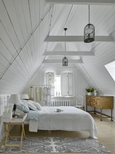 Фото интерьера спальни небольшого дома в стиле фьюжн