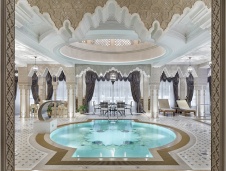 Фото интерьера зоны СПА резиденции в дворцовом стиле