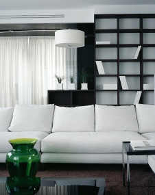 Фото интерьера гостиной квартиры в стиле минимализм