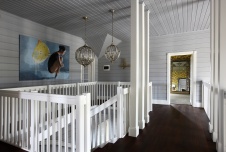 Фото интерьера лестницы дома в стиле фьюжн Фото интерьера лестничного холла дома в стиле фьюжн