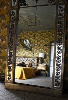 Фото интерьера спальни дома в стиле фьюжн