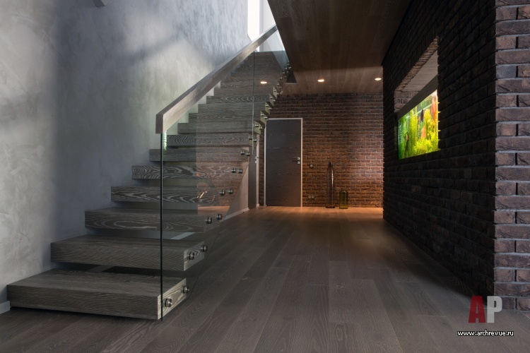Фото интерьера лестницы дома в стиле лофт Фото интерьера лестничного холла дома в стиле лофт