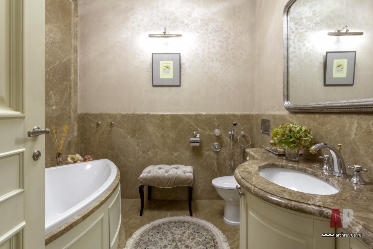 Фото интерьера санузла квартиры в стиле неоклассика Фото интерьера ванной квартиры в стиле неоклассика