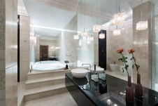 Фото интерьера ванной квартиры в стиле неоклассика