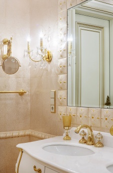 Фото интерьера санузла квартиры в классическом стиле