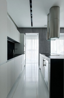 Фото интерьера кухни пентхауса в стиле минимализм