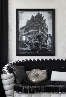 Фото интерьера гостиной дома в стиле гламур