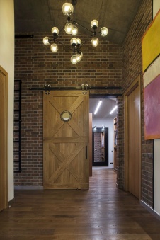 Фото интерьера входной зоны квартиры в стиле лофт