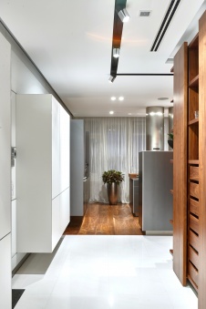 Фото интерьера кухни квартиры в стиле минимализм