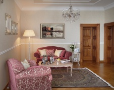 Фото интерьера зоны отдыха дома в стиле неоклассика