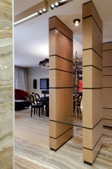 Фото интерьера входной зоны квартиры в современном стиле