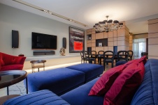 Фото интерьера гостиной квартиры в современном стиле