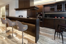 Фото интерьера кухни квартиры в современном стиле