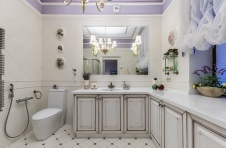 Фото интерьера санузла дома в стиле неоклассика
