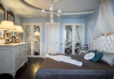 Фото интерьера спальни квартиры в стиле неоклассика