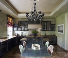 Фото интерьера кухни дома в стиле фьюжн