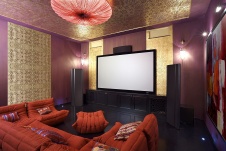 Фото интерьера домашнего кинотеатра дома в стиле фьюжн