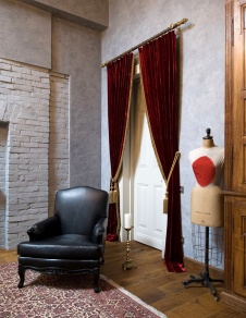 Фото интерьера спальни двухэтажной квартиры в стиле фьюжн