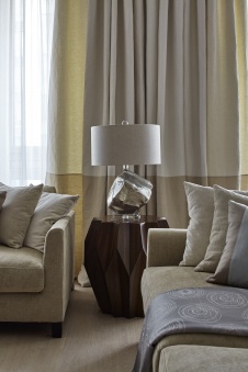 Фото интерьера гостиной квартиры в современном стиле