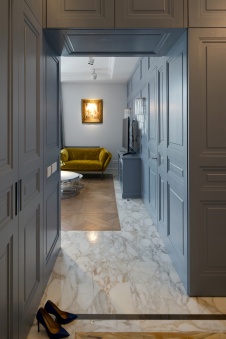 Фото интерьера входной зоны квартиры в стиле фьюжн