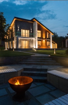 Фото фасада дома в стиле минимализм