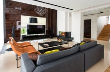 Фото интерьера гостиной дома в стиле минимализм Фото интерьера каминной дома в стиле минимализм