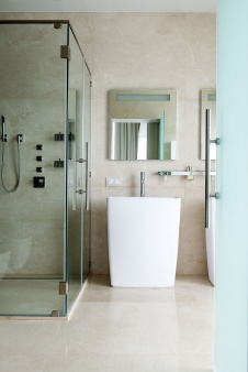 Фото интерьера санузла дома в стиле минимализм