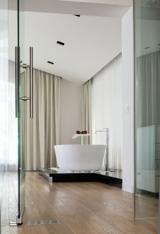 Фото интерьера ванной дома в стиле минимализм