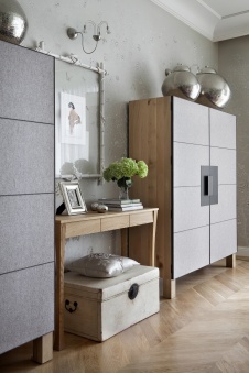 Фото интерьера гостиной квартиры в стиле неоклассика